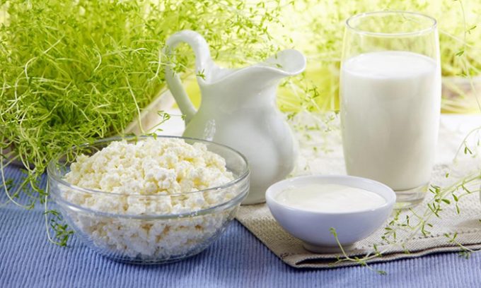 Кисломолочные продукты нужно выбирать с малым процентом жирности