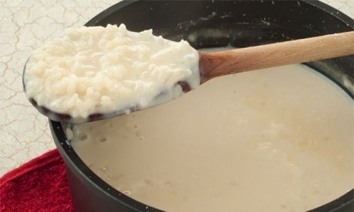 Наиболее часто в меню при панкреатите включают молочный суп с добавлением риса